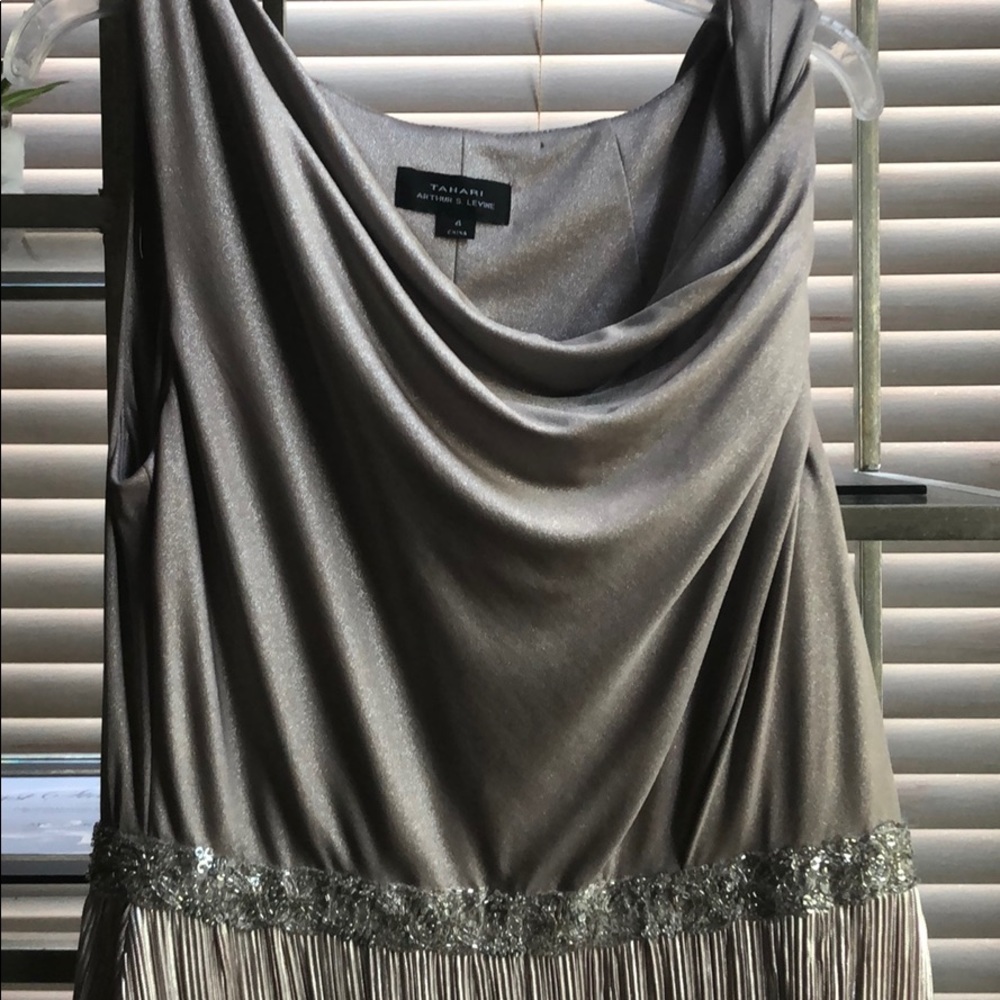 Tahari Champagne 🍾 cocktail dress holiday party